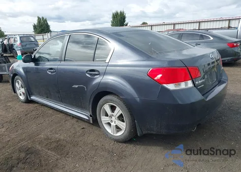 2010 Subaru Legacy 2.5I z USA, uszkodzony, nr VIN 4S3BMCA67A3228465